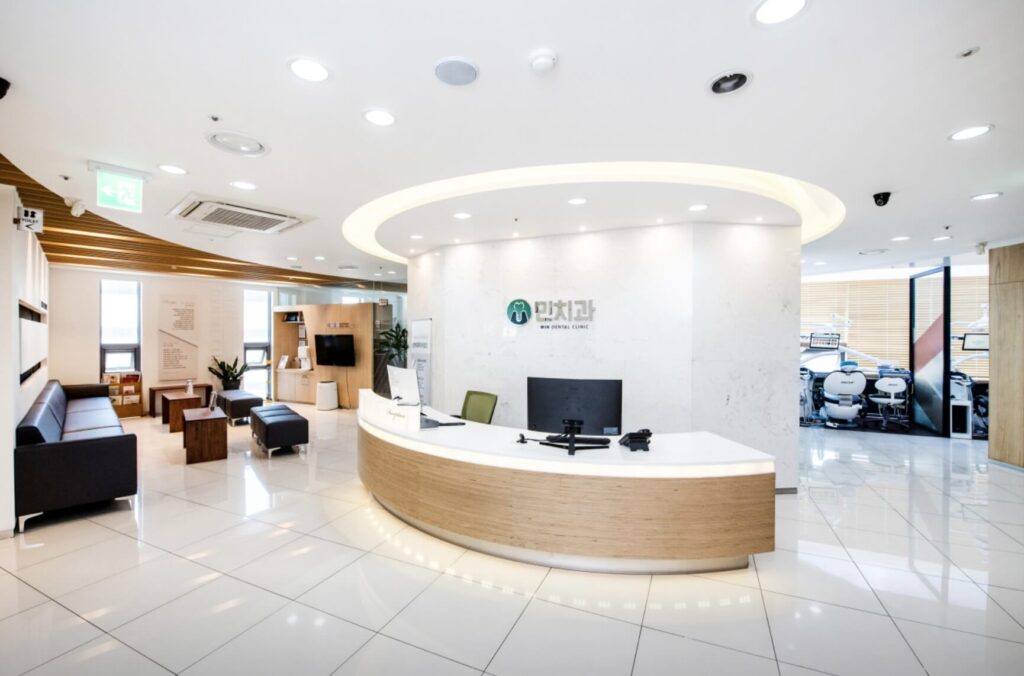 경산시 임플란트 민치과