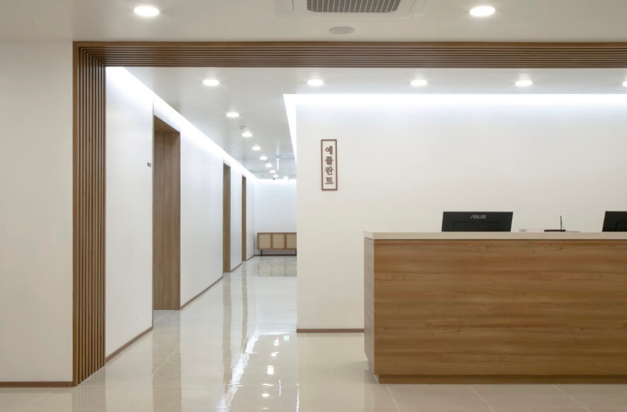 부여군 임플란트 예플란트치과