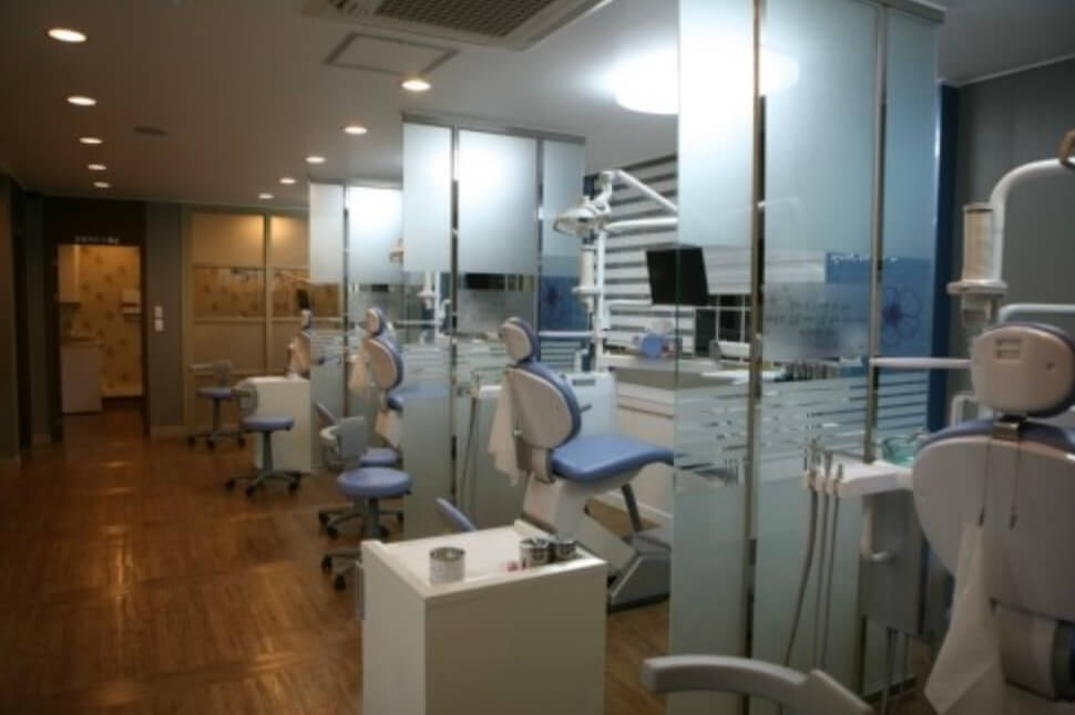 울산 북구 송정동 임플란트